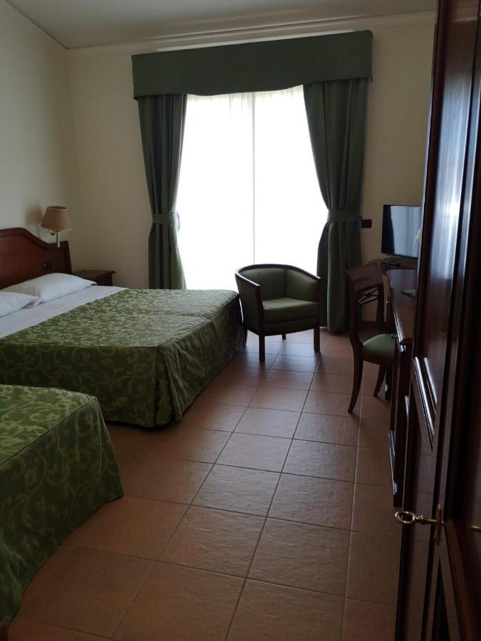 Hotel Villa Peretti Gela Exterior foto